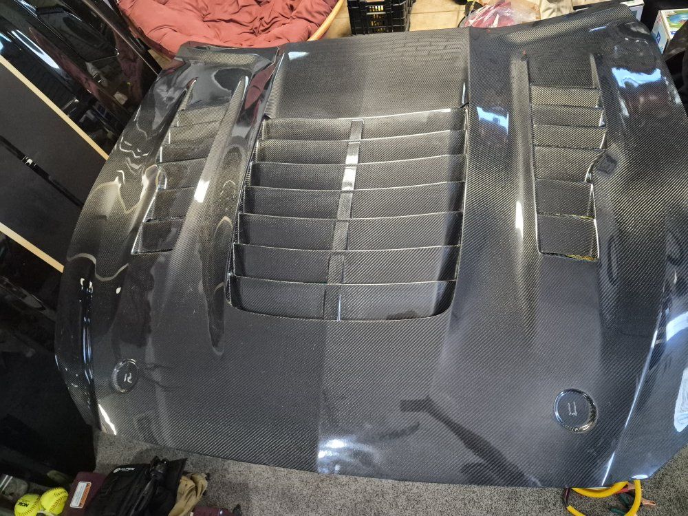 GT500 KR Style Carbon Fiber Hood 
2015 - 2017 Mustang