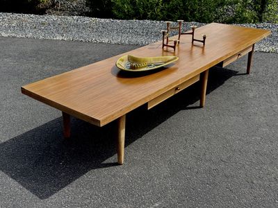 Amazing Mid Century Modern Surfboard coffee table real wood top, vintage w 2 sided drawers 1960s, MCM Awesome 7’ wide!!