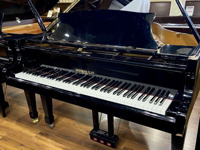LIKE NEW GRAND PIANO