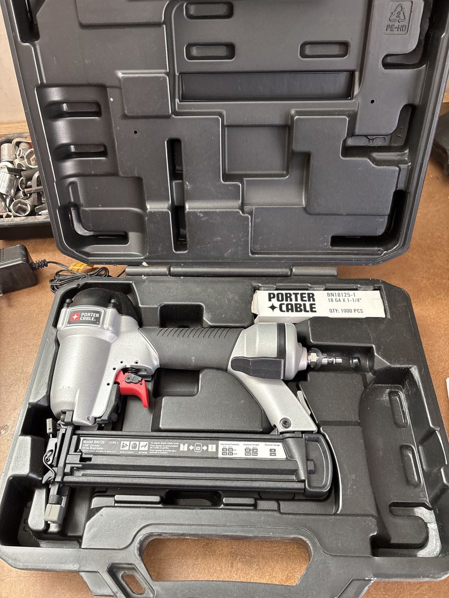Porter Cable 18 gauge finish nail gun