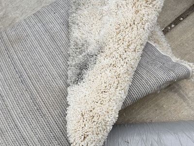 New 10x14 Safavieh Crean Shag. Dirty In Shipping