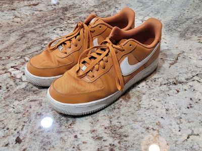 NIKE Air Force 1 Mens 10