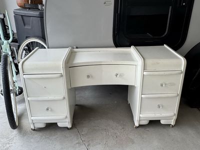 Waterfall 1900 Dresser- Vanity