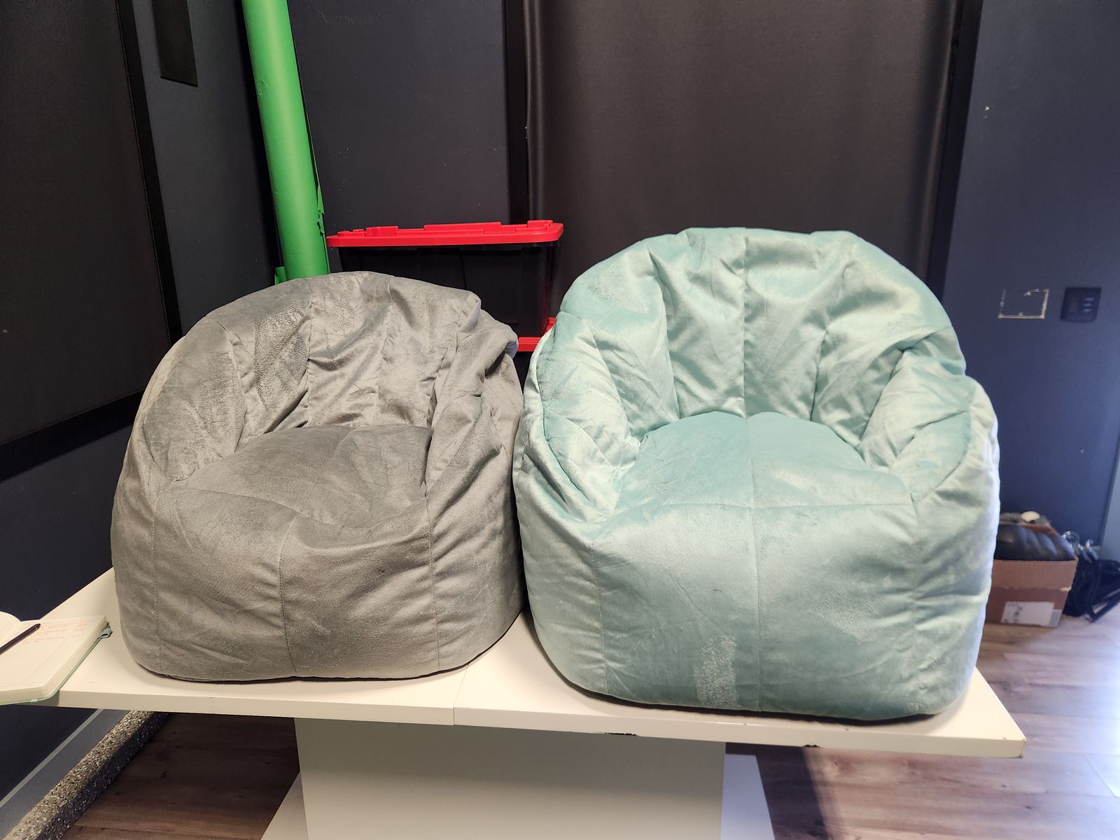 (2-Pack) Big Joe Joey Bean Bag Chairs – 2.5ft – Gray & Teal – Like New