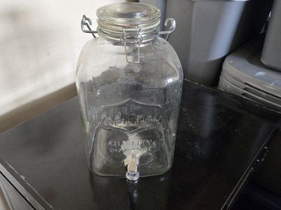 glass jug/dispenser