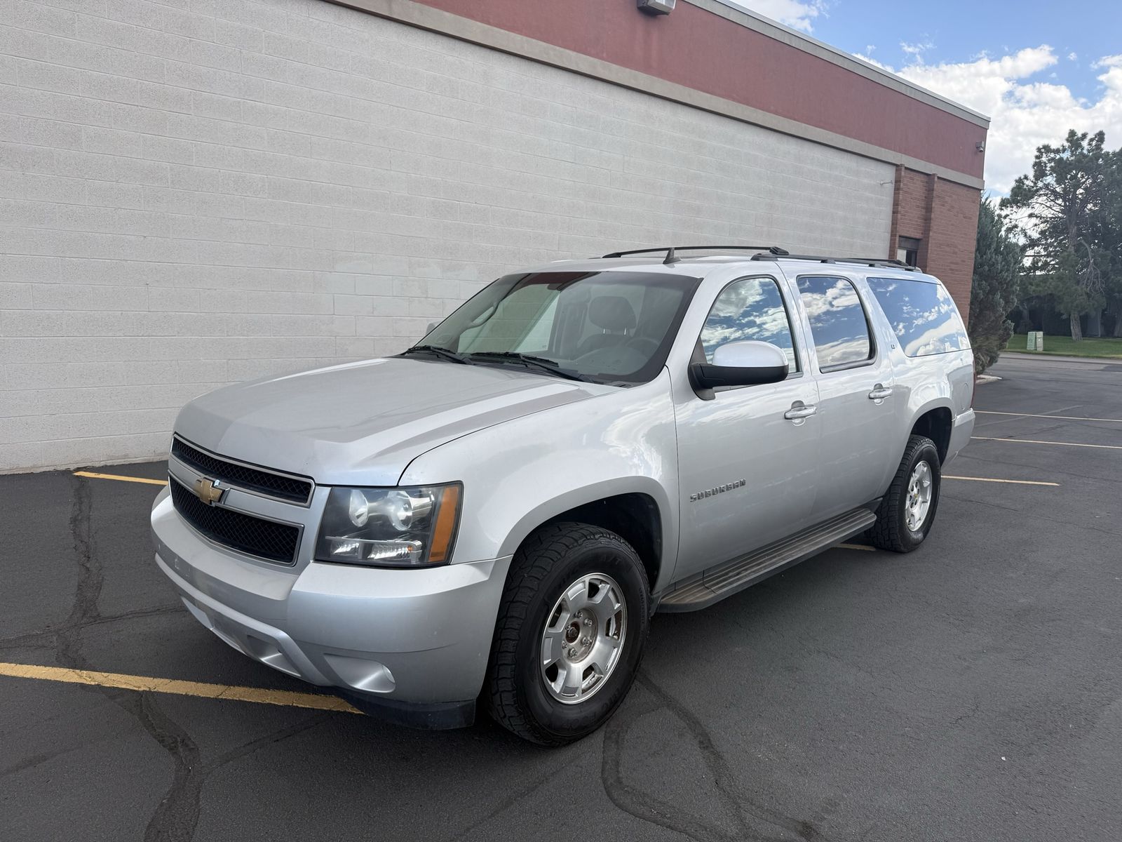 2011 Chevrolet Suburban LT