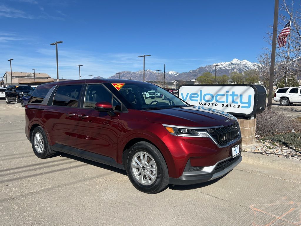 2024 KIA CARNIVAL LX