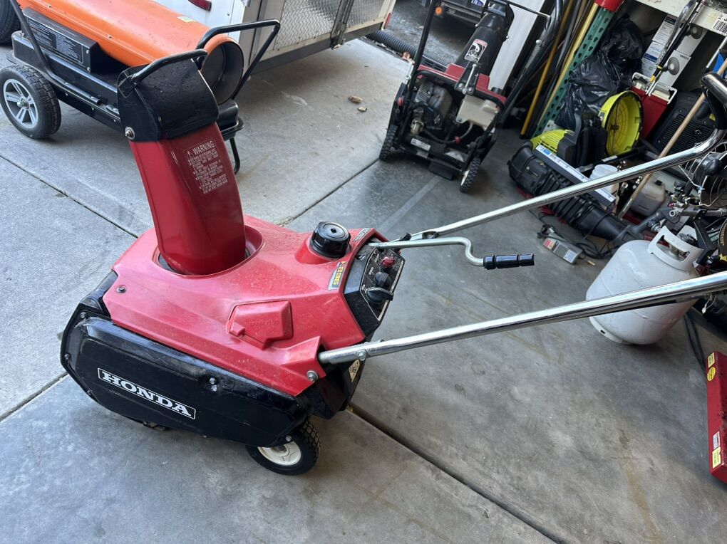 Snow Blower HS35 Honda