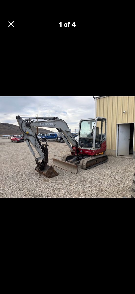2018 Takeuchi TB240 Excavator