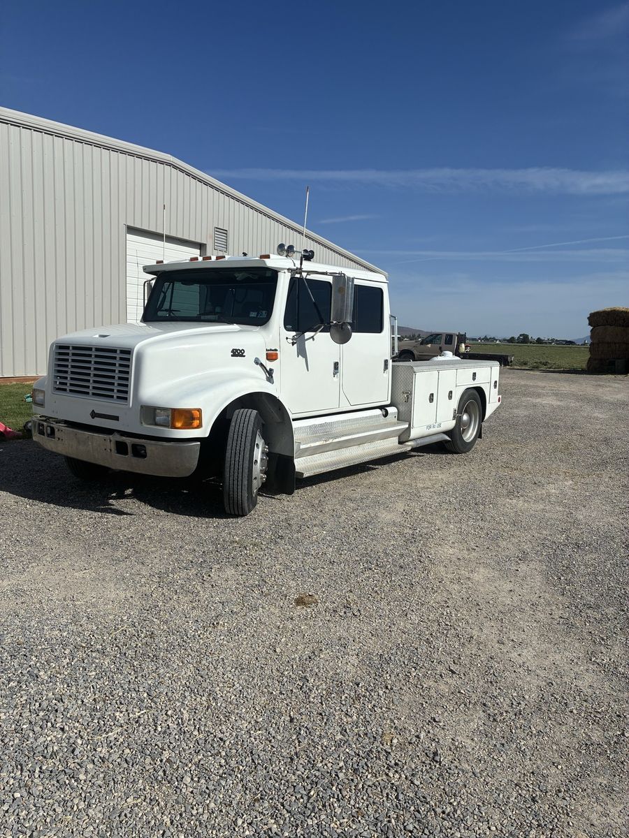 2001 international 4700