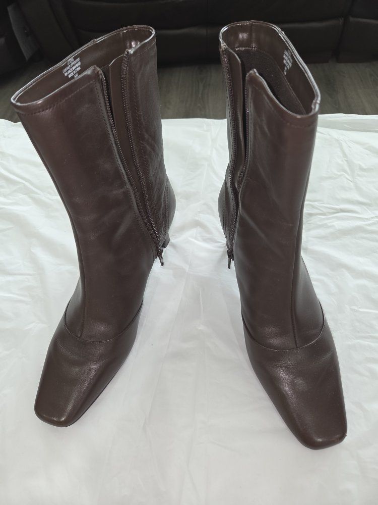 Easy Spirit Brown Leather Kitten Heel Ankle Boots Women's Size 8.5M