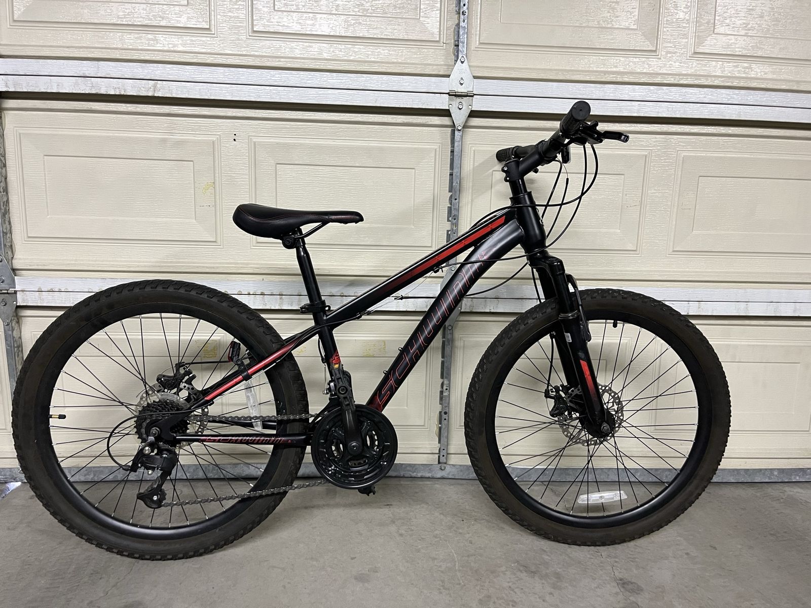 Schwinn Sidewinder 24” Kids Mountain Bike – Good Condition