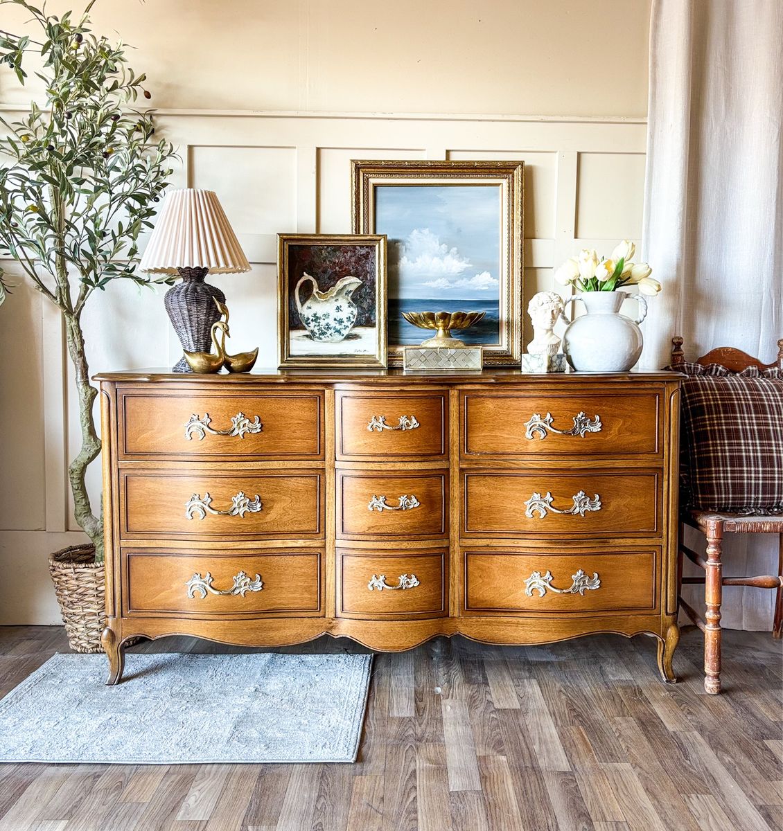 *FREE DELIVERY* Vintage Drexel French Dresser