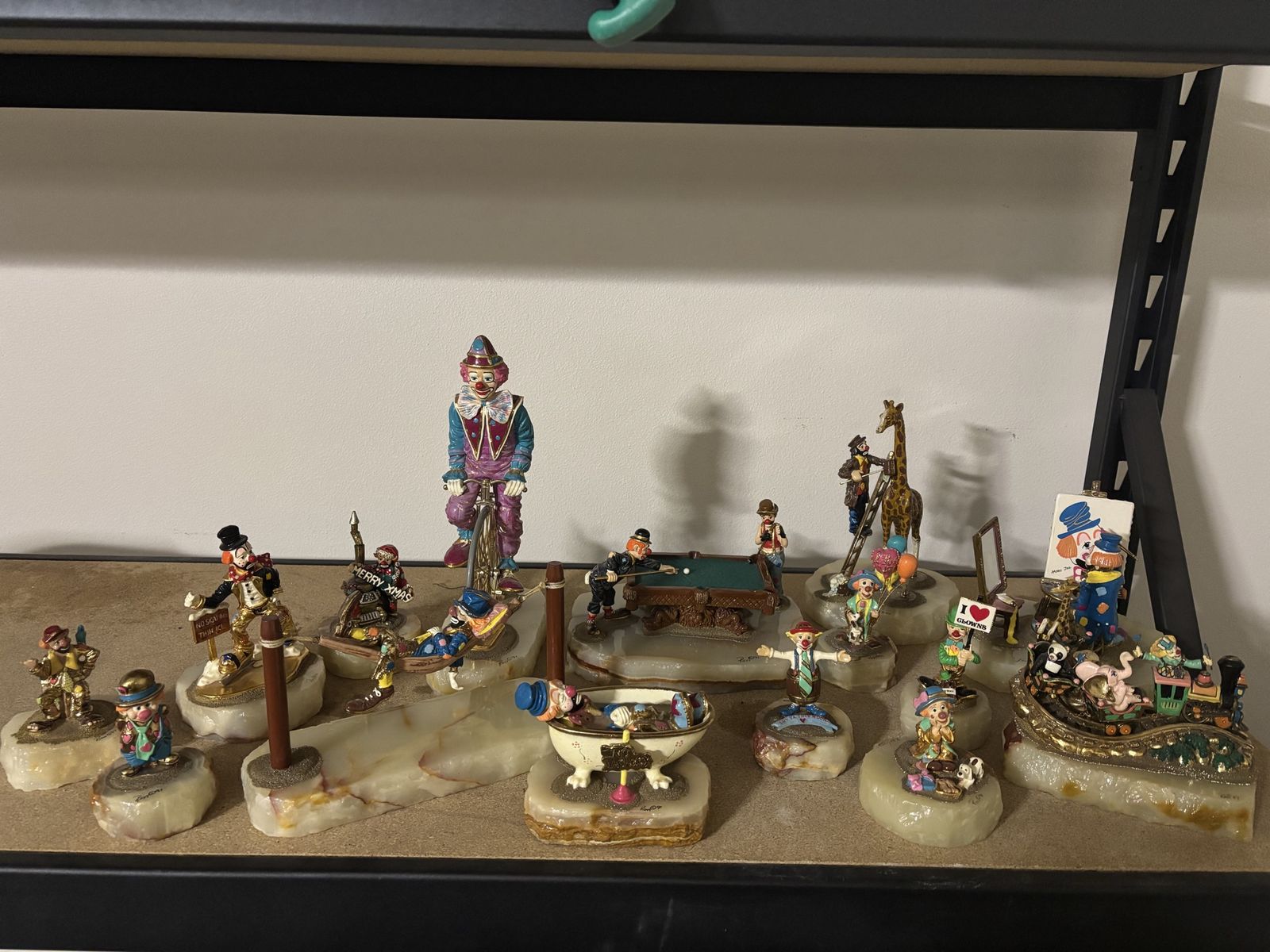 Ron Lee —Vintage Clown Figurines Collection - Various Poses & Scenes, Detailed & Hand-Painted
