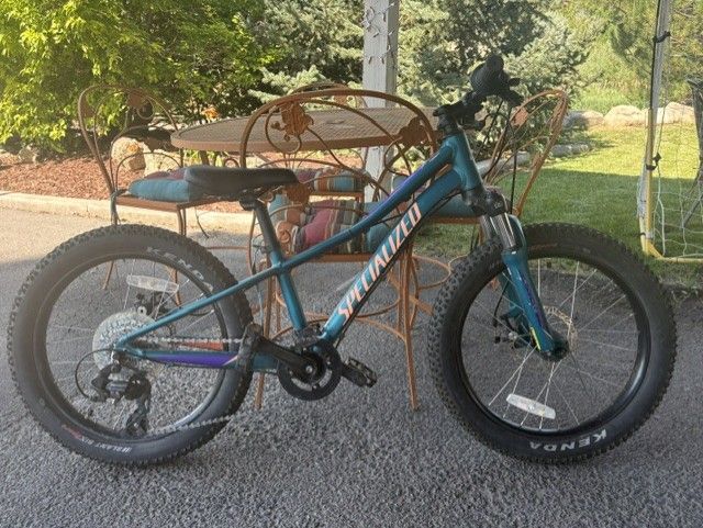 Youth Specialized Rim Rock Mountain Bike