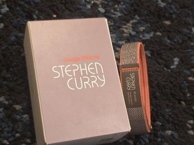 Fitbit Air Stephen Curry edition