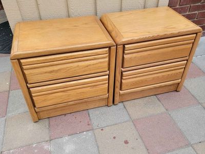 2 Drawer Nightstand Set