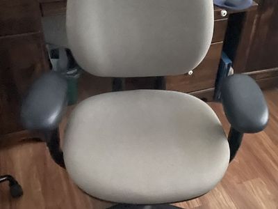 Utility/desk chair