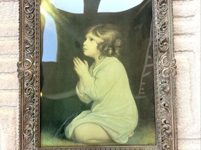 Vintage mid-century Italian framed print of The Infant Samuel, by Sir Joshua Reynolds in 1776, featuring curved bubble glass.