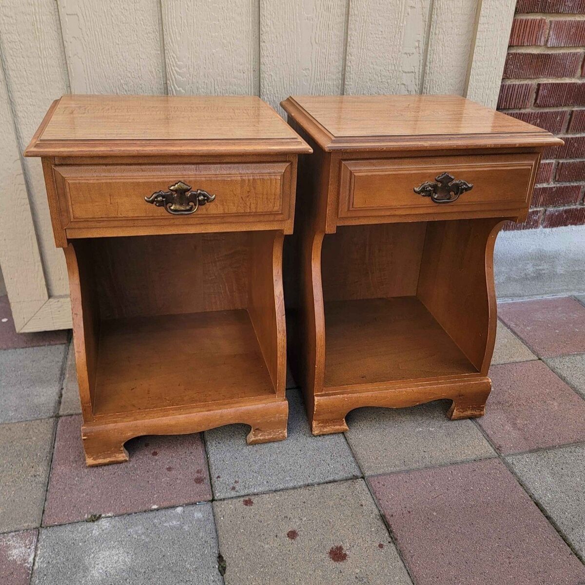 1 Drawer Nightstand Set