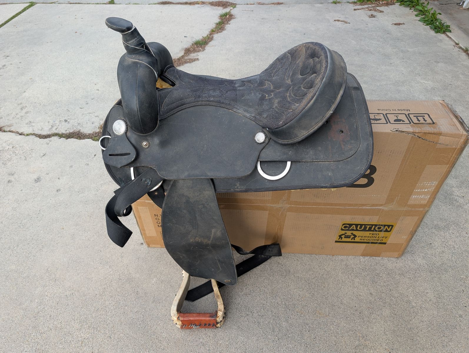 Western Horse Saddle - Wintec