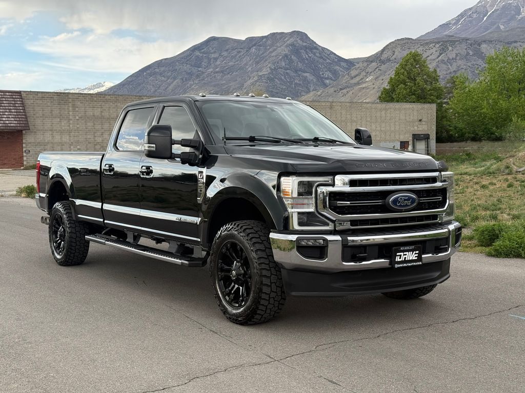 2022 Ford F-350 Super Duty Lariat