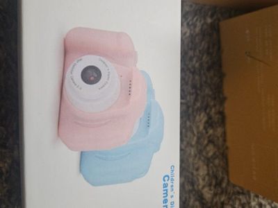 Kids Digital Camera with Video Capture, Rechargeable Battery, Expandable Memory - New in Box