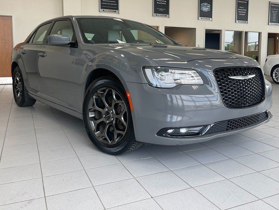 2019 CHRYSLER 300 S