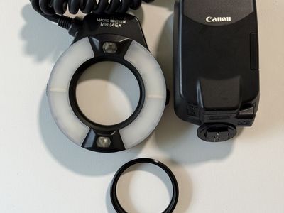 Canon Macro Ring Lite MR-14EX E-TTL Macro Flash for Canon EOS Cameras, Black with Bag