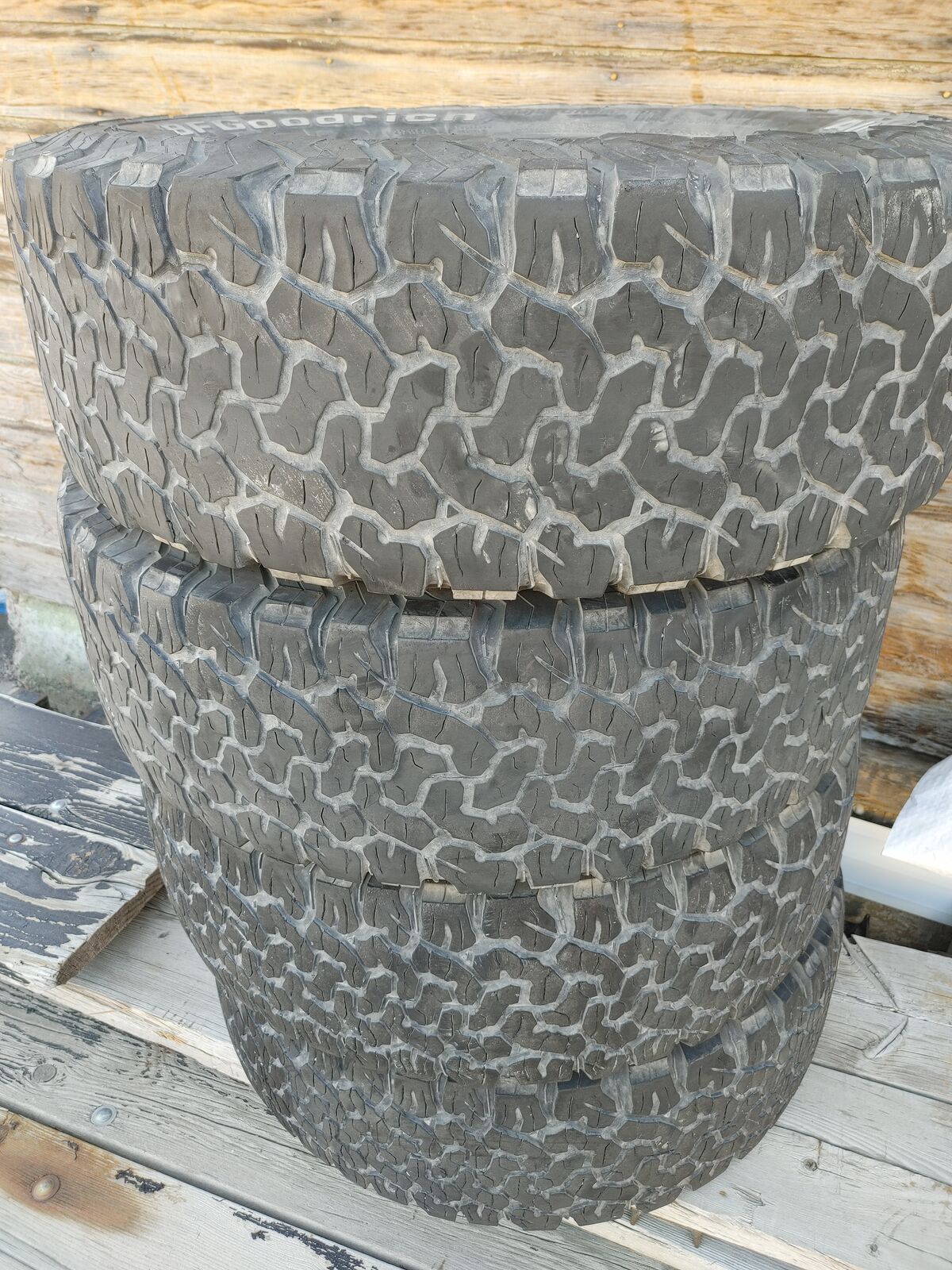 BFG KO2 All-Terrain Tires 275/65R18