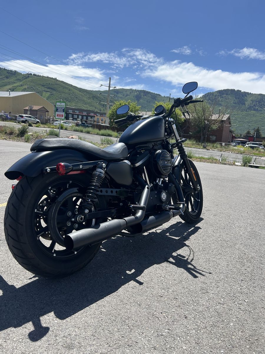 2021 Harley 883 Iron