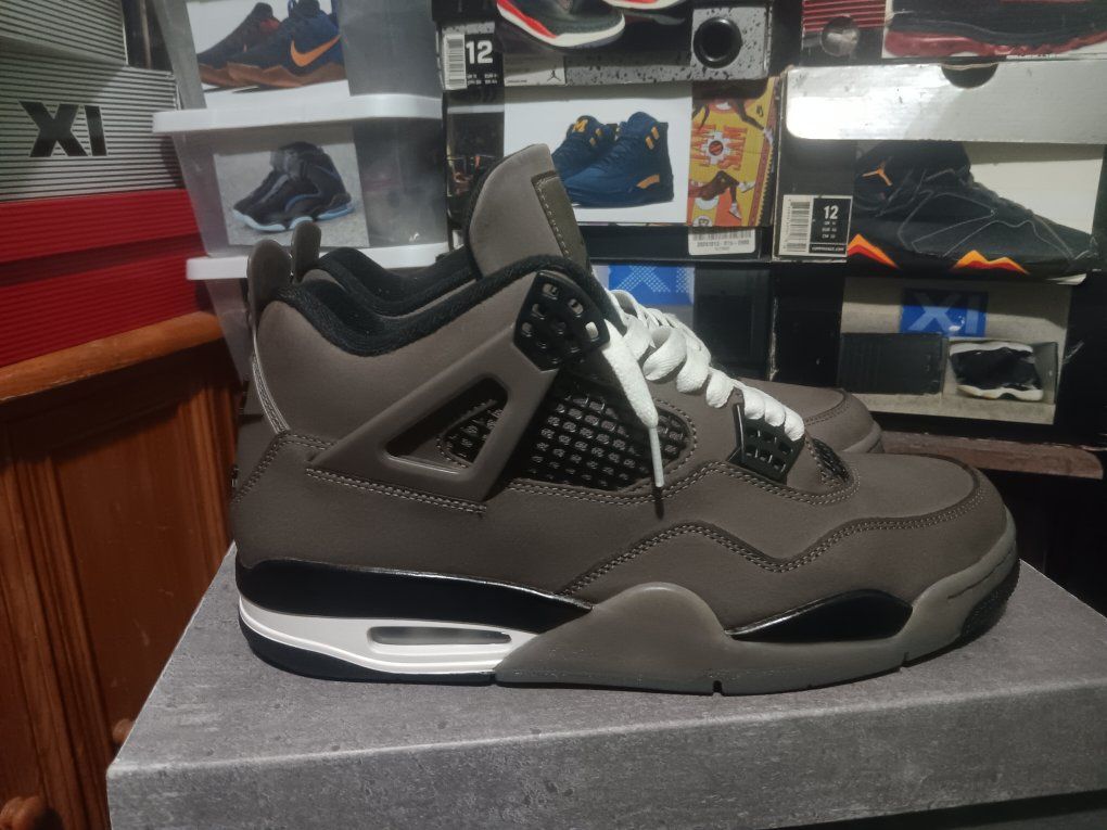 2025 Air Jordan 4 Retro "Cave Stone"