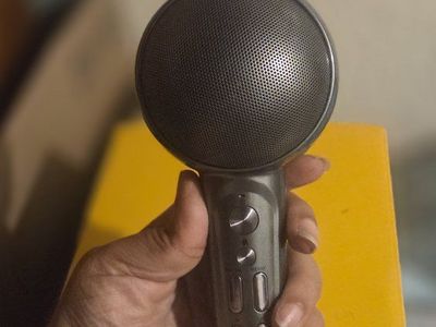 Wireless Bluetooth Karaoke Microphone Speaker