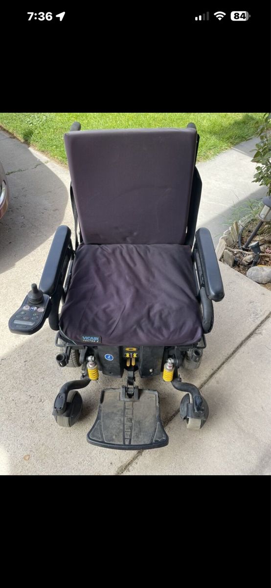 Pride Quantum 614 Power Wheelchair Rehab Scooter