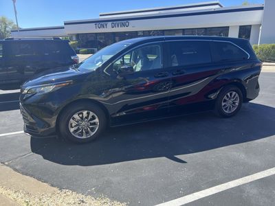 2023 Toyota Sienna LE 8-Passenger