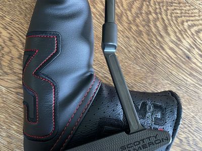 NEW Scotty Cameron Triple Black Design LTD Newport 2 LONGNECK Putter with Headcovexr