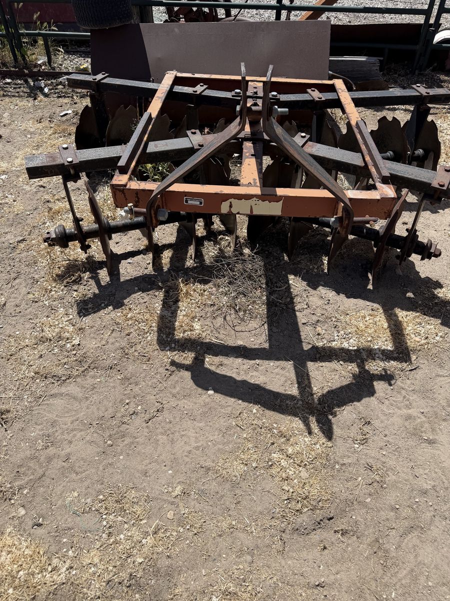 3 point Disc -6.7 feet wide/4.5 feet long