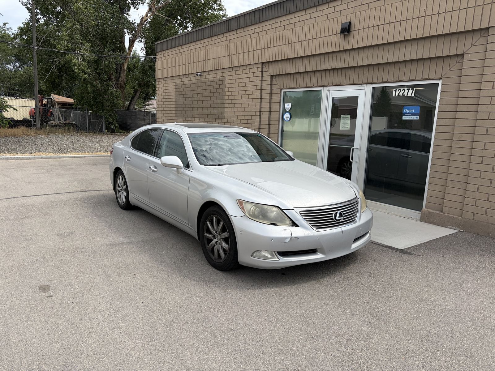 2007 Lexus LS Base