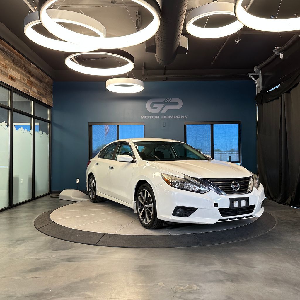 2016 Nissan Altima 2.5 SR