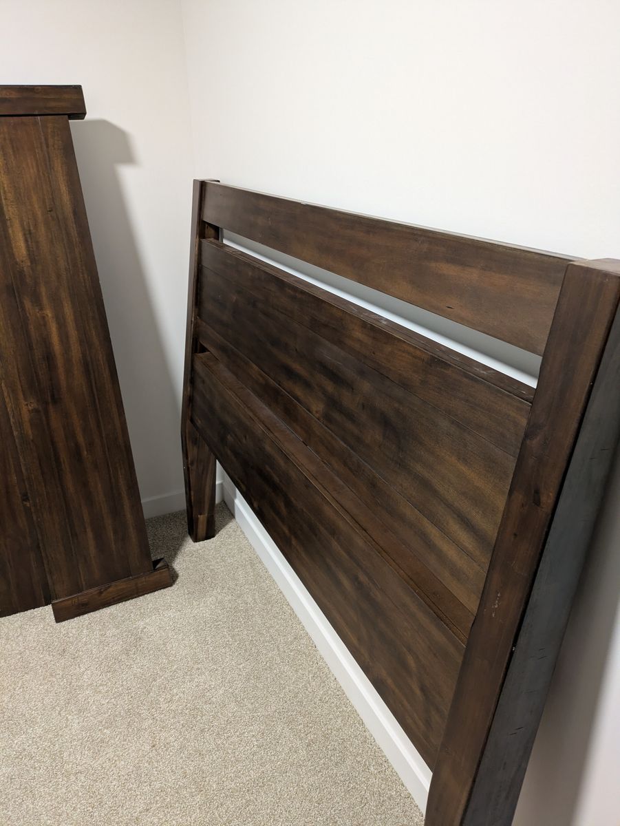 Queen bed
