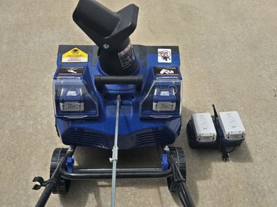 Electric Snow Shovel – Lightweight & Easy to Use (Great Condition)