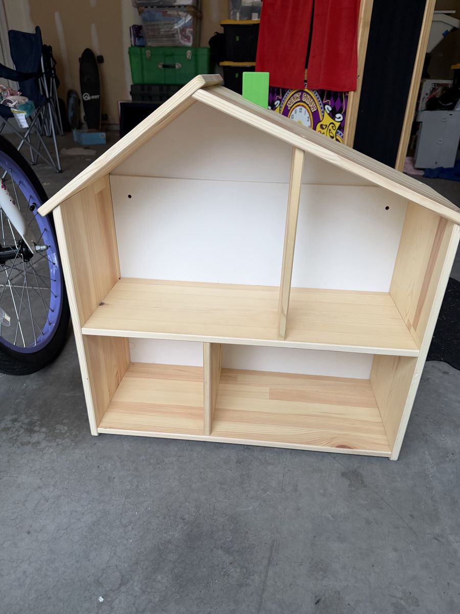 FLISAT Doll house/wall