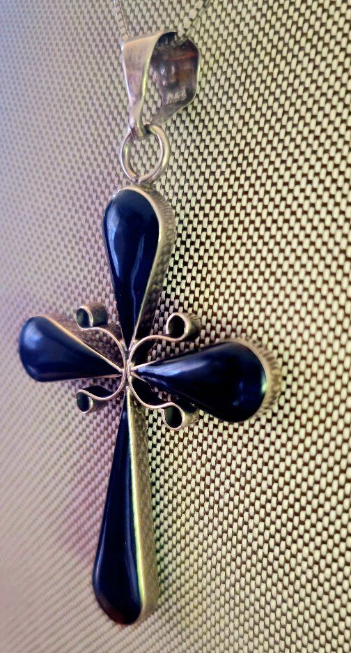 VNTG UNIQUE Signed TC-01 SS 925 Black Onyx 2" Pend