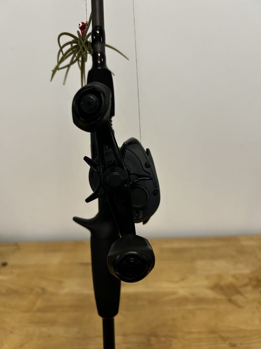 Main image 3