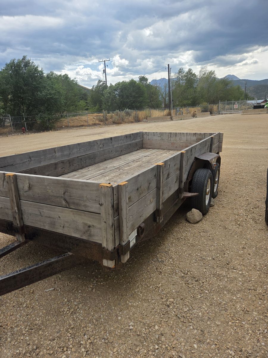 Dual Axle Wooden Utility Trailer Flatbed