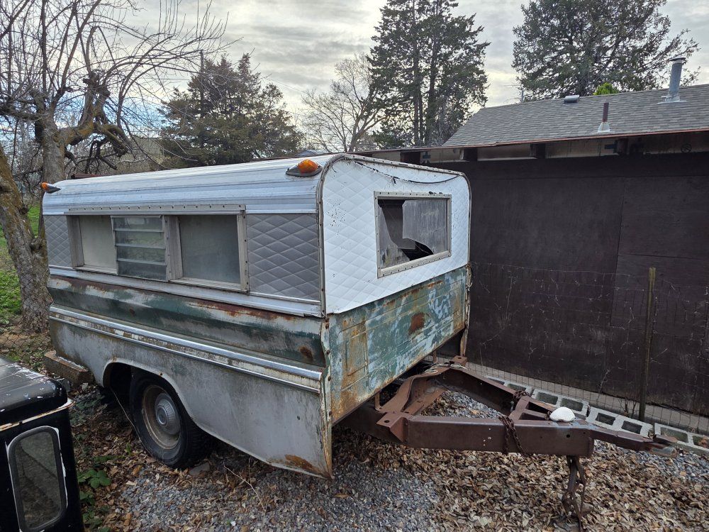 Truck Bed Trailer & Camper Shell