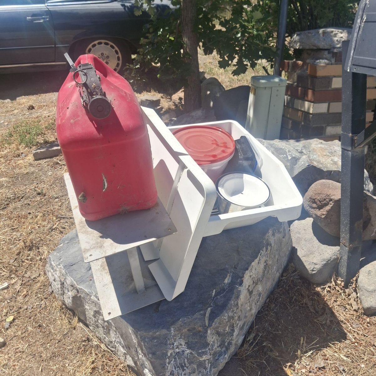 Main image 1