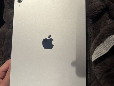 Apple iPad 11 inch 128GB 11th generation and 128GB WiFi - Space Gray with Casely Smart Cover and USB-C apple pencil.