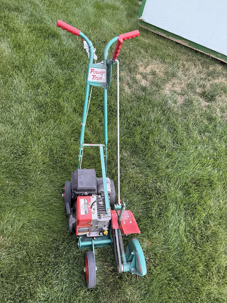 Gas Lawn Edger Power Trim Model 150