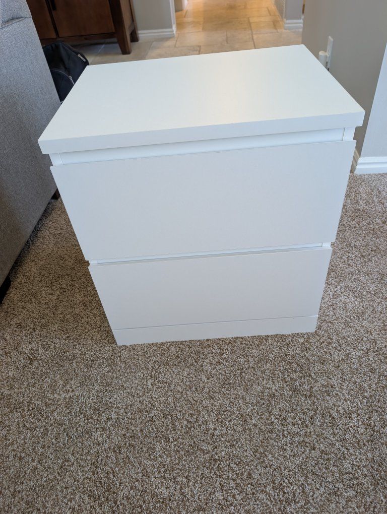 White Drawer Storage / Nightstand